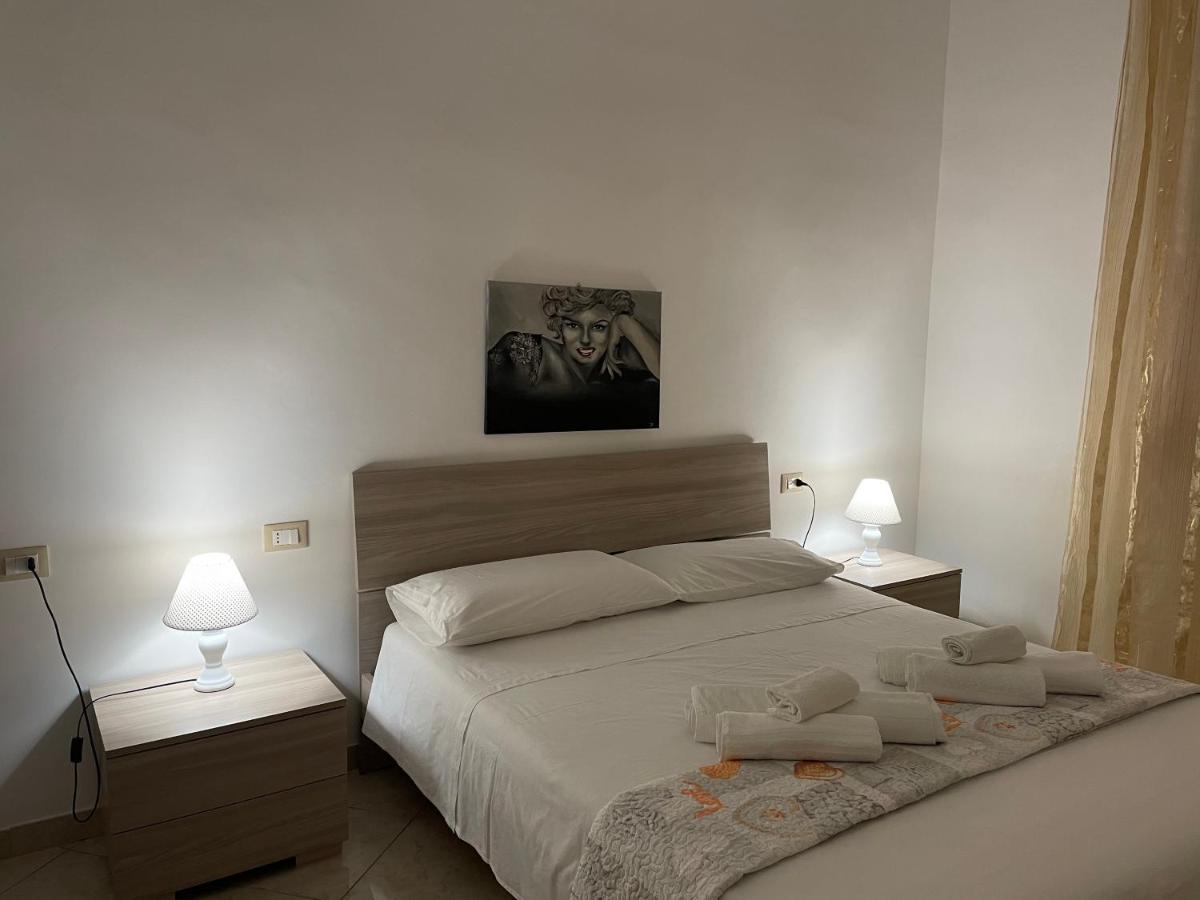 Casa Vacanze Sicily Home อาโวลา ภายนอก รูปภาพ